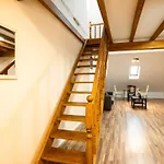 דירה Urban Loft Old Town 26 *