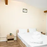 Urban Loft Old Town 26 דירה *