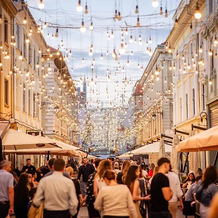 Urban Loft Old Town 26 * Temešvár
